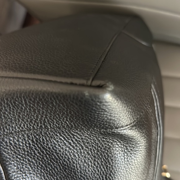 Tory Burch Black Leather Tote EUC - Picture 6 of 11